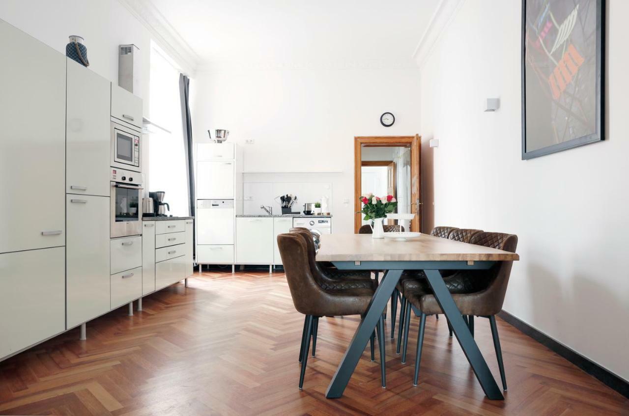 Appartamento Katz By Rockchair L Superhost Status L 3 Bedrooms Boxspringbeds 2 Bathrooms In Center - Cozy Family & Business Flair Welcomes You! Berlino